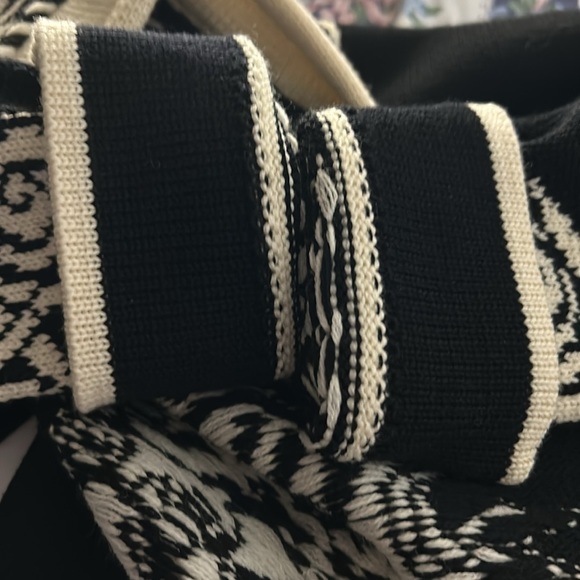 Wool.  NWOT - Picture 8 of 8